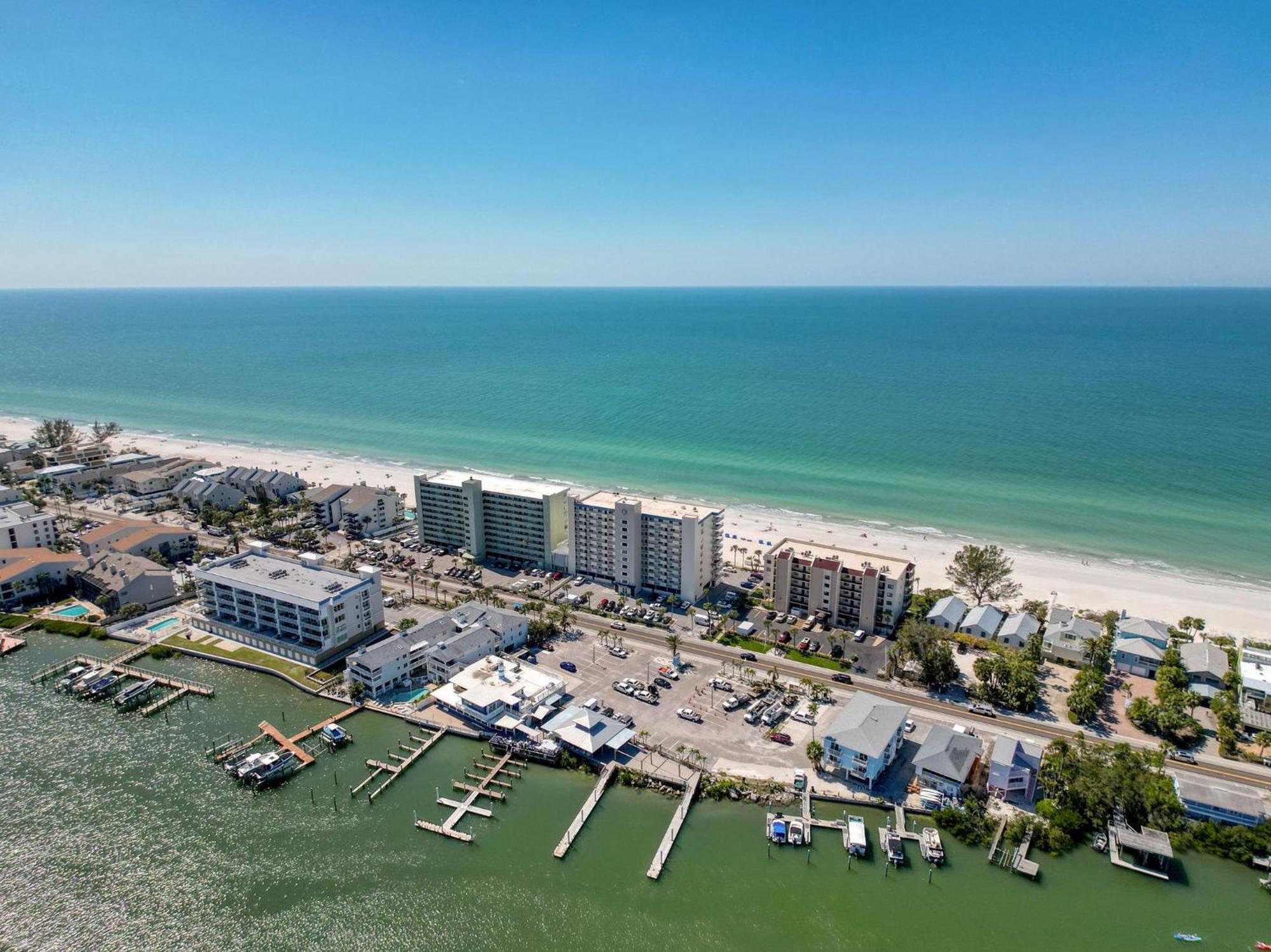 Вилла 20002 Gulf Blvd Penthouse 5 Клеруотер-Бич Экстерьер фото
